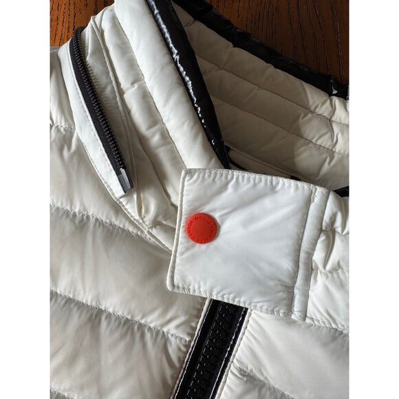 Moose Knuckles | White Puffer Vest - Picture 7 of 11